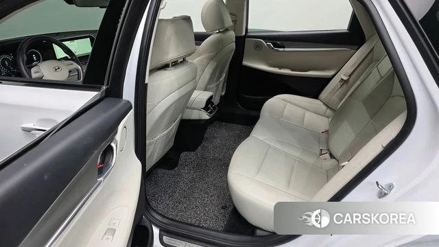 Hyundai The New Grandeur IG Hybrid 2021 Белый из Кореи, фото 3