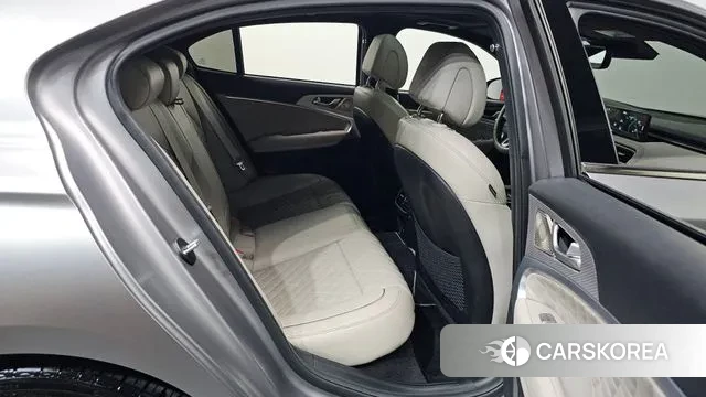 Genesis The New G70 Shooting Brake 2023 Серебристо-серый из Кореи, фото 3