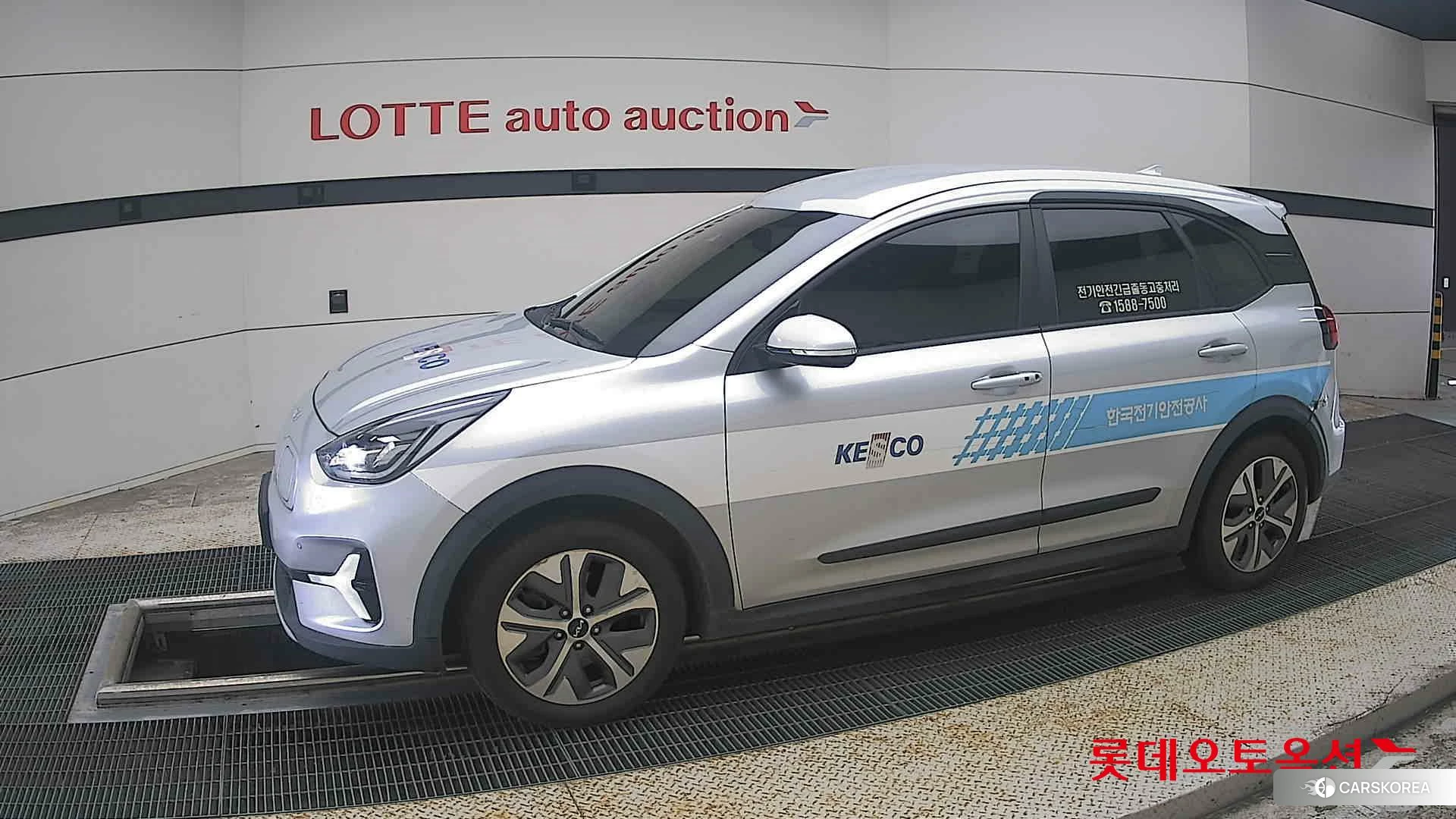 Kia Niro Plus 2023 Sparkling Silver из Кореи, фото 3