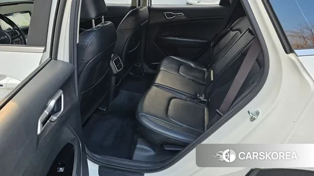 Kia Sportage 5th Generation 2022 Белый из Кореи, фото 3