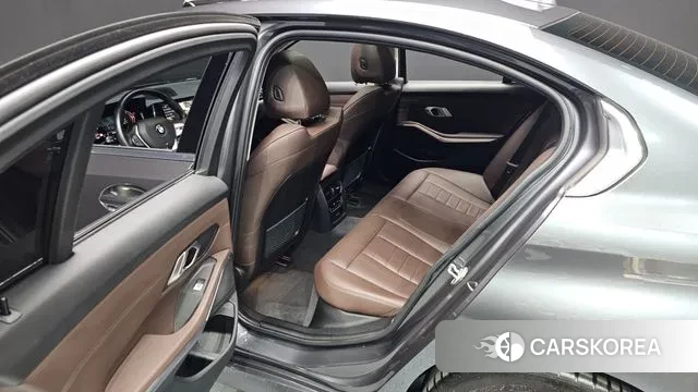 BMW 3 Series (G20) 2022 Серый из Кореи, фото 3