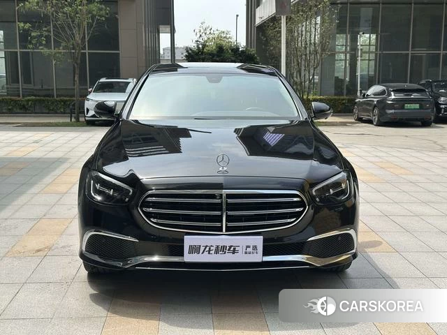 Mercedes-Benz E-class 2023 Черный из Китая, фото 3
