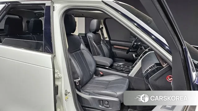 Land Rover Discovery 5 2019 Белый из Кореи, фото 3