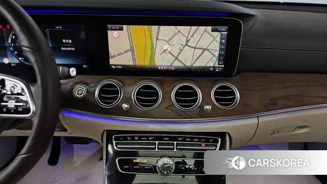 Mercedes-Benz E-Class W213 2019 Белый из Кореи, фото 3