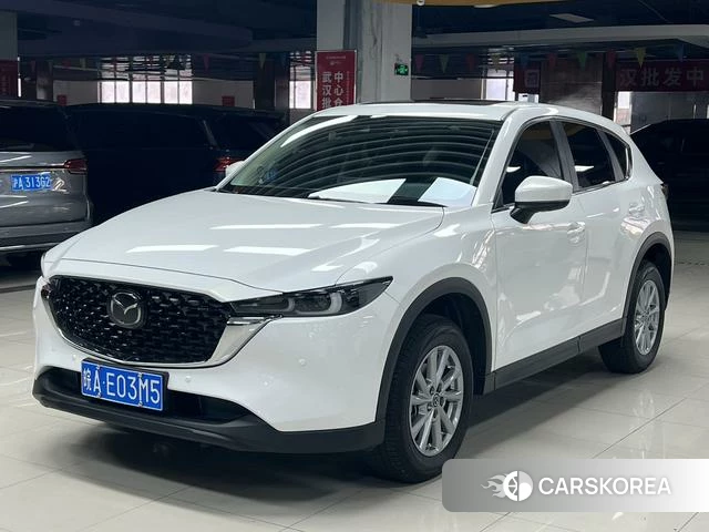 Mazda CX-5 2023 Белый из Китая, фото 3