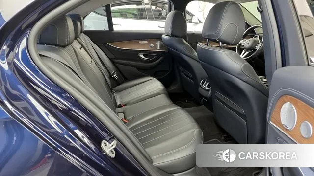 Mercedes-Benz E-Class W213 2019 Синий из Кореи, фото 3