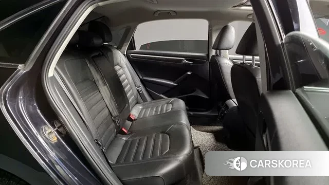 Volkswagen The New Passat 2018 Черный из Кореи, фото 3