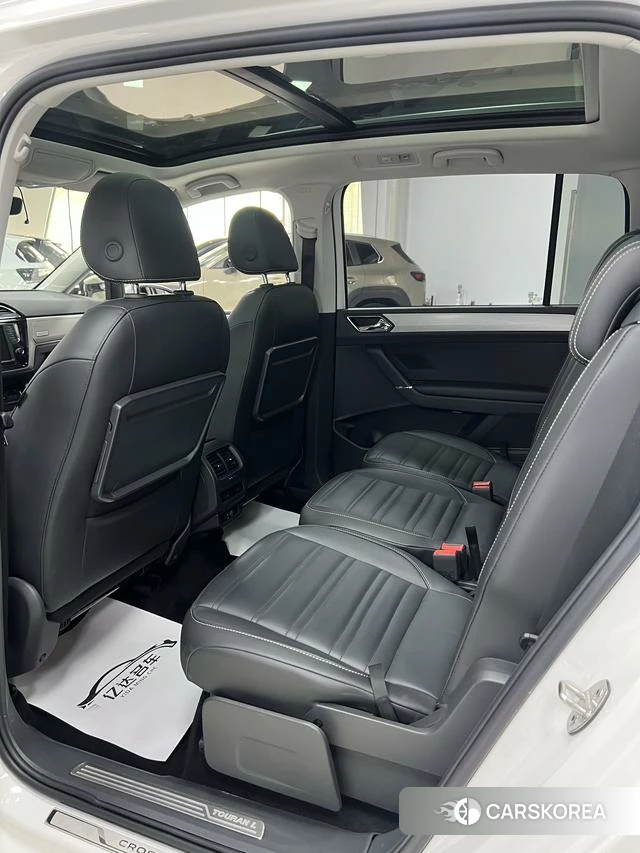 Volkswagen Touran L 2021 Белый из Китая, фото 3