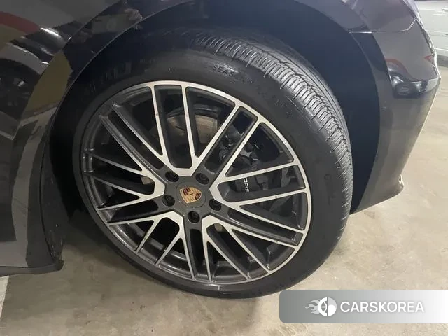 Porsche Panamera (972) 2024 Черный из Кореи, фото 3