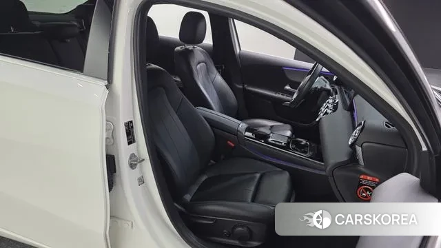 Mercedes-Benz A-Class W177 2021 Белый из Кореи, фото 3