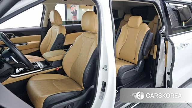 Kia Carnival 4th generation 2023 Белый из Кореи, фото 3
