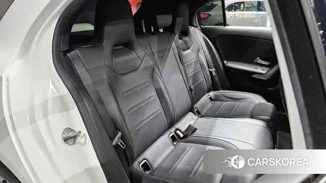 Mercedes-Benz A-Class W177 2019 Белый из Кореи, фото 3