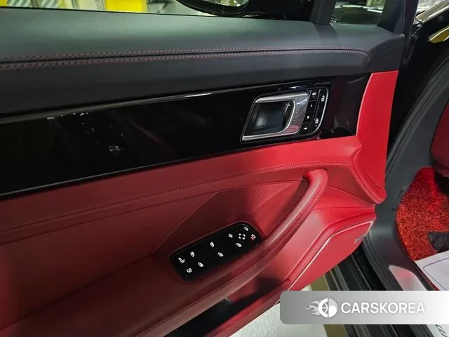 Porsche Panamera (971) 2020 Черный из Кореи, фото 3