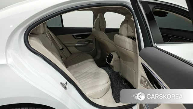 Mercedes-Benz E-Class W214 2025 Белый из Кореи, фото 3