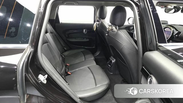 Mini Cooper D Clubman 2021 Черный из Кореи, фото 3