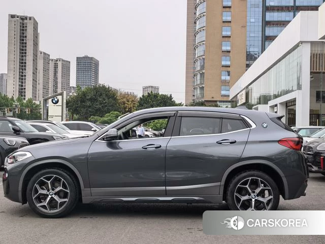 BMW X2 (import) 2019 Темно-серый из Китая, фото 3