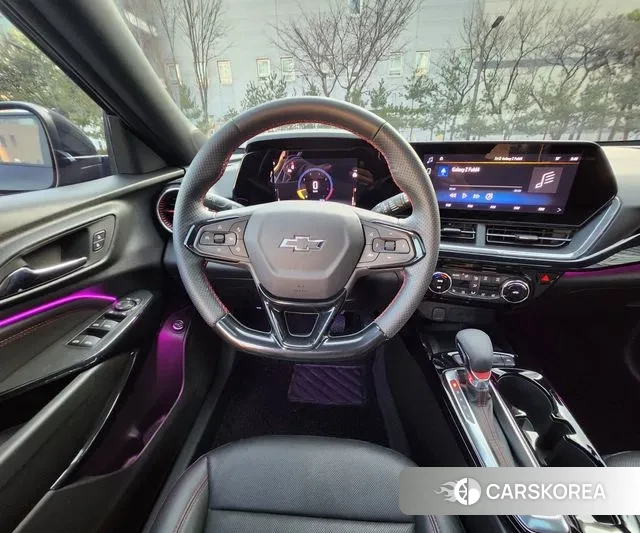 Chevrolet (GM Daewoo) Trax Crossover 2023 Черный из Кореи, фото 3