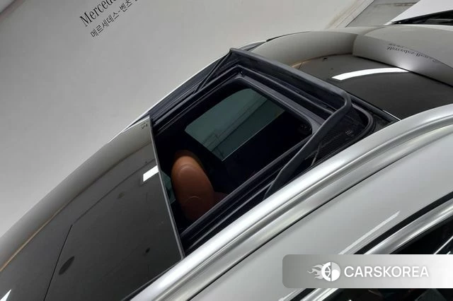 Mercedes-Benz GLC-Class X253 2022 Белый из Кореи, фото 3