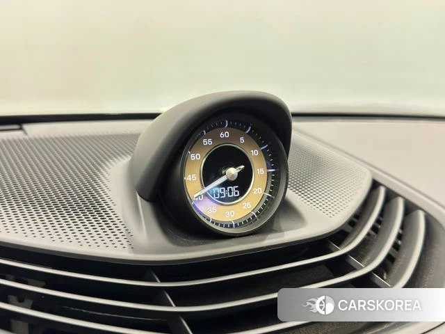 Porsche Taycan 2023 Черный из Кореи, фото 3