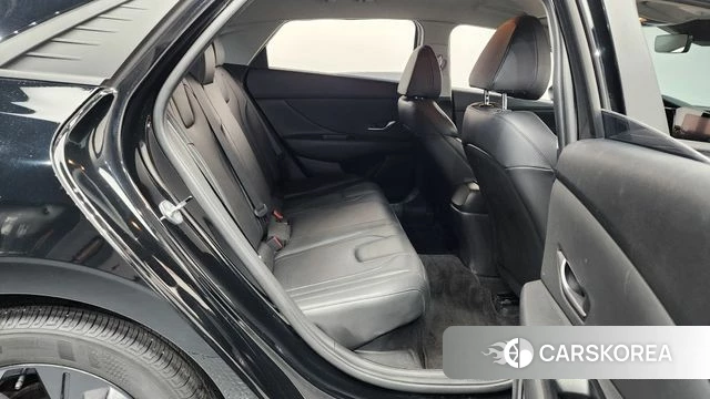 Hyundai Avante Hybrid (CN7) 2021 Черный из Кореи, фото 3