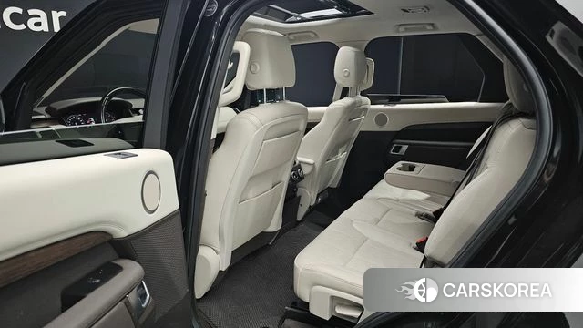 Land Rover Discovery 5 2019 Черный из Кореи, фото 3