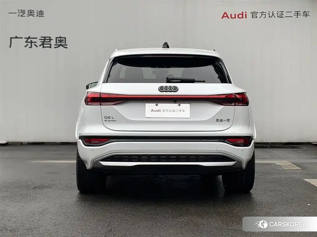 Audi Q6L 2026 Белый из Китая, фото 3