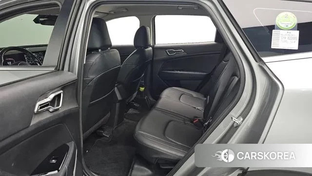 Kia Sportage 5th Generation 2021 Серебристо-серый из Кореи, фото 3