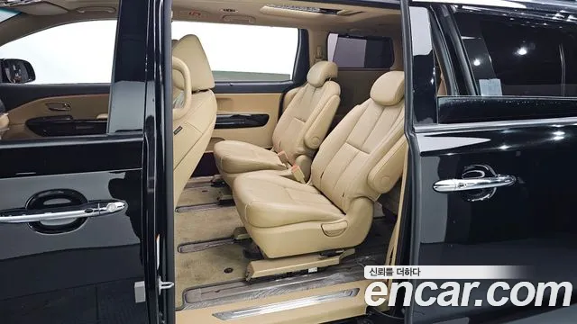 Kia The New Carnival id 2476776 из Кореи 3