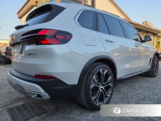 BMW X5 (G05) 2025 Белый из Кореи, фото 3