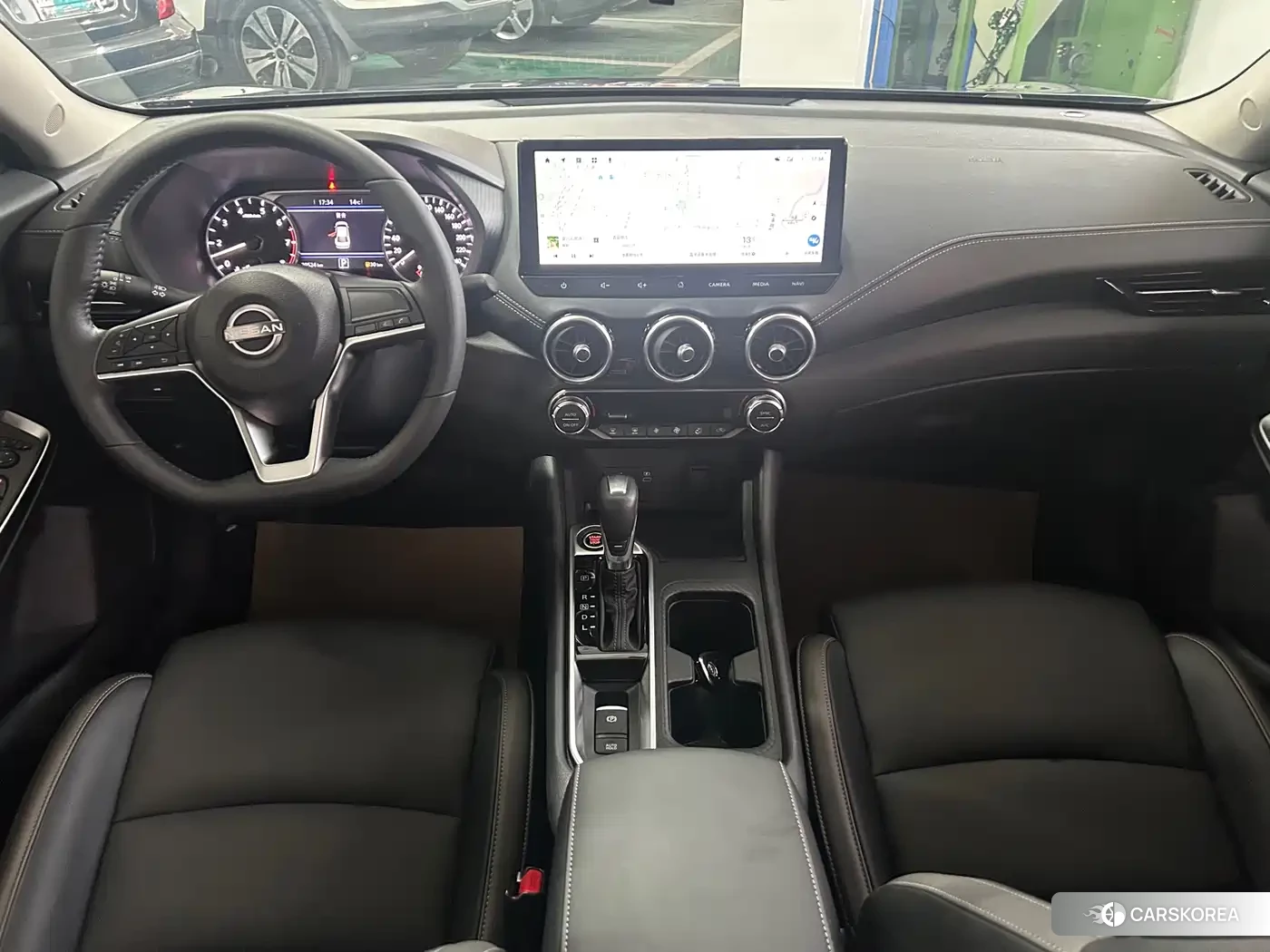 Nissan Sylphy 2024 Silver/gray из Китая, фото 3
