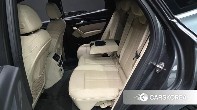 Audi Q5 (FY) 2022 Серый из Кореи, фото 3