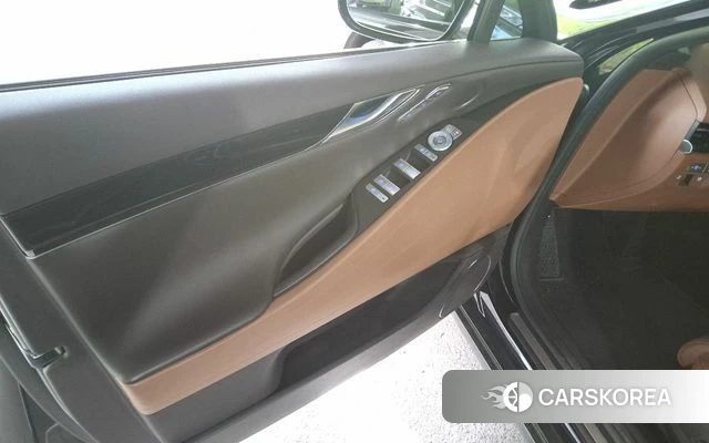 Genesis G80 (RG3) 2022 Черный из Кореи, фото 3