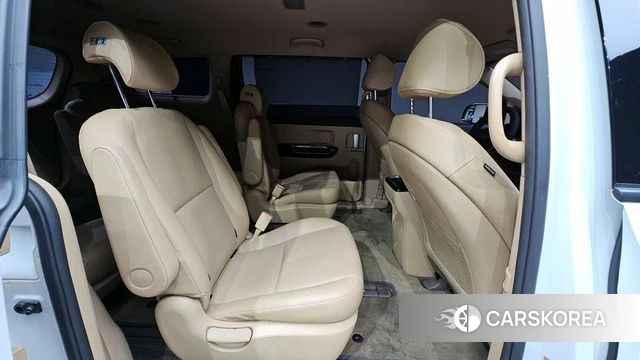 Kia The New Carnival 2018 Белый из Кореи, фото 3