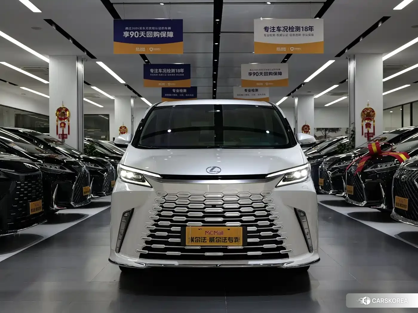 Lexus LM 2025 Белый из Китая, фото 3