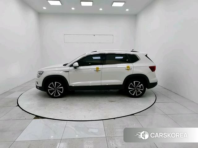 Volkswagen Tuyue 2021 Белый из Китая, фото 3