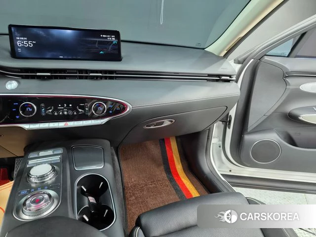 Genesis Electrified GV70 2022 Белый из Кореи, фото 3
