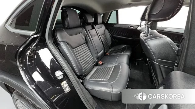 Mercedes-Benz GLE - Class W166 2018 Черный из Кореи, фото 3