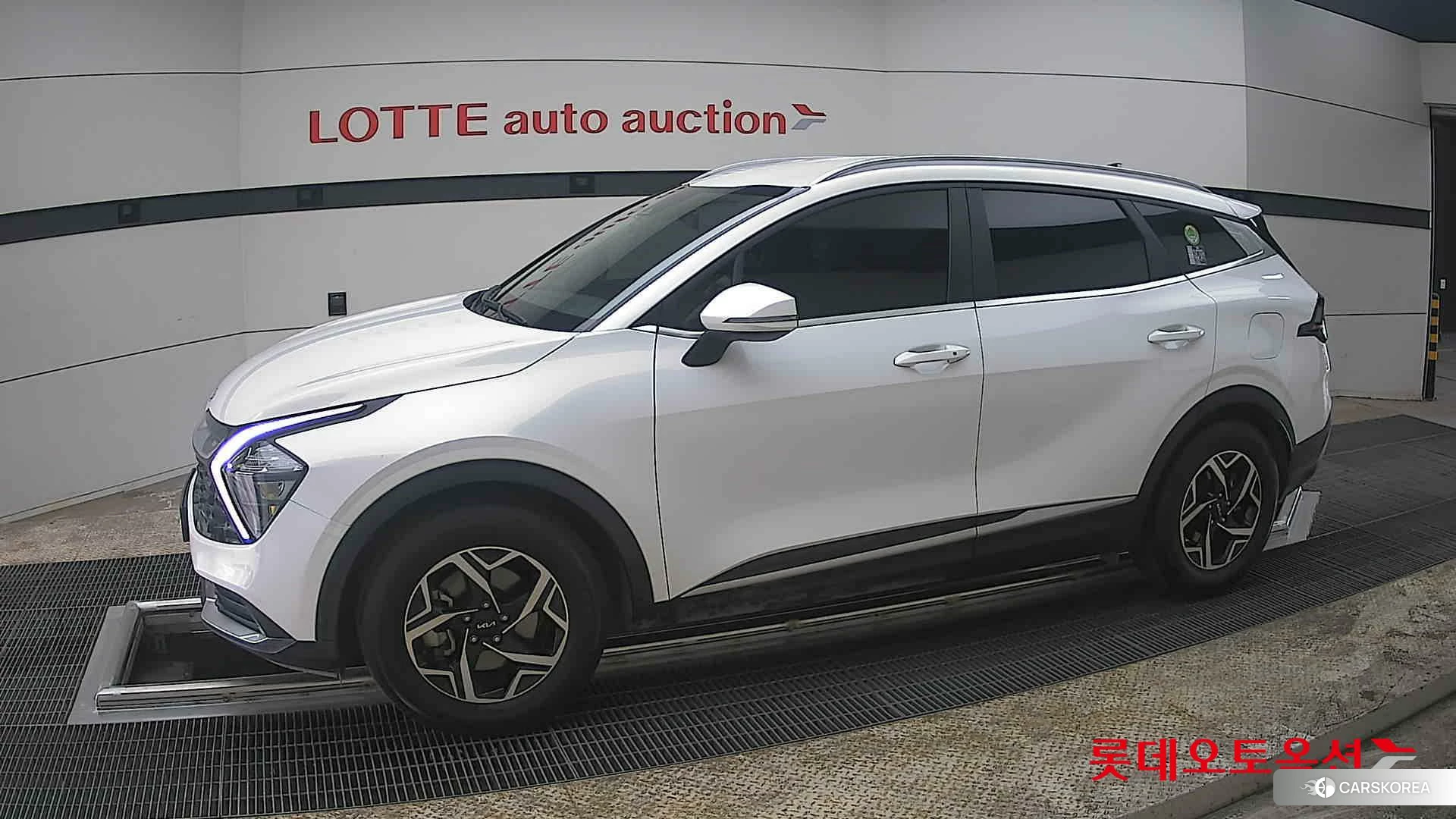 Kia Sportage 2023 Белый из Кореи, фото 3