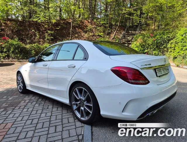 Mercedes-Benz C-Class W205 2018 Белый из Кореи, фото 3