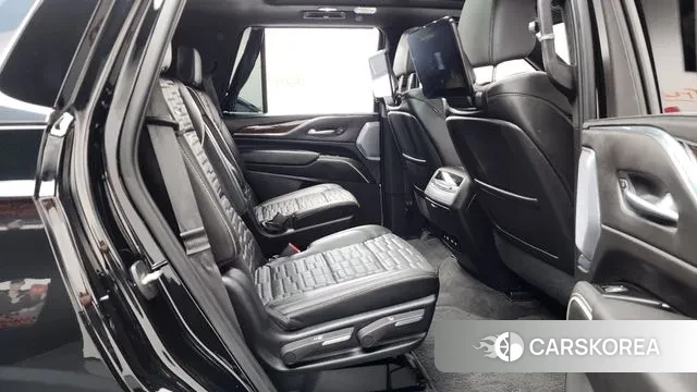 Cadillac Escalade 5th Generation 2024 Черный из Кореи, фото 3