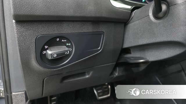 Volkswagen Tiguan second Generation 2022 Серый из Кореи, фото 3