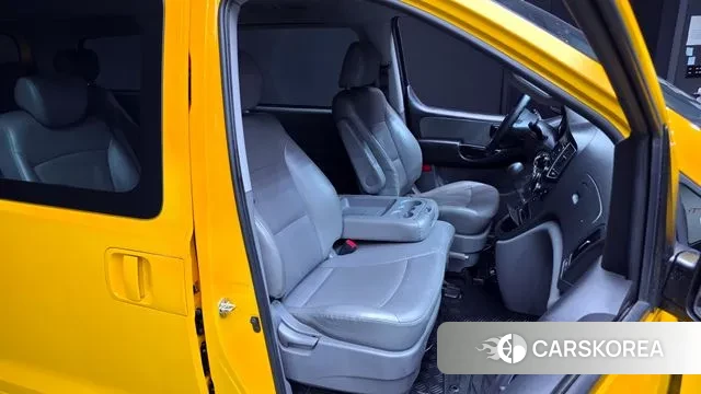 Hyundai The New Grand Starex 2019 Желтый из Кореи, фото 3