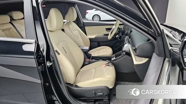 Hyundai Kona (SX2) 2023 Черный из Кореи, фото 3