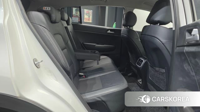 Kia Sportage The Bold 2018 Белый из Кореи, фото 3