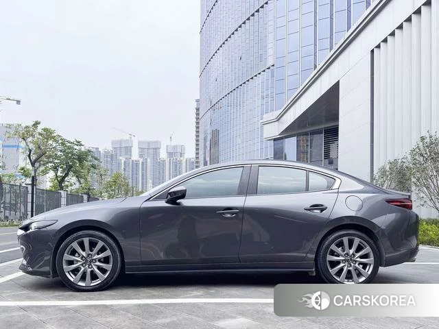 Mazda 3 Angkesaila 2022 Темно-серый из Китая, фото 3