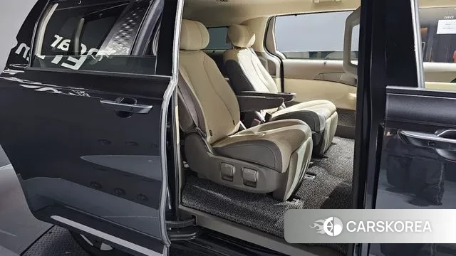 Kia The New Carnival 4th Generation 2024 Серый из Кореи, фото 3