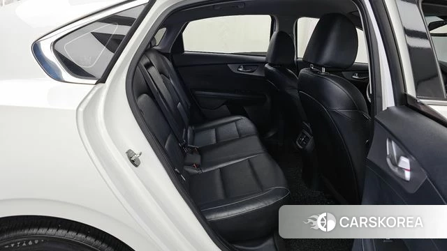 Kia Come New K3 2018 Белый из Кореи, фото 3