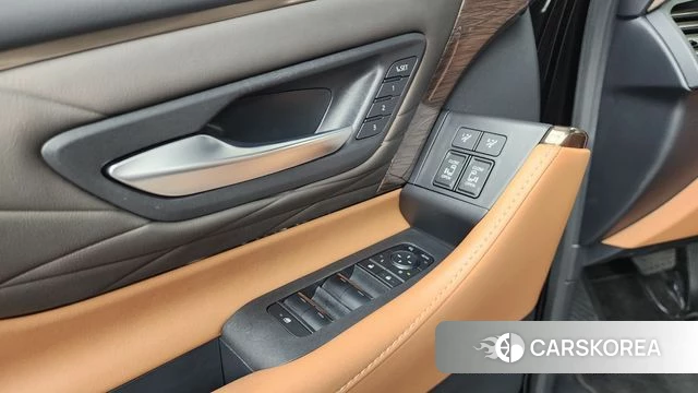 Toyota Alphard 4th Generation 2025 Черный из Кореи, фото 3