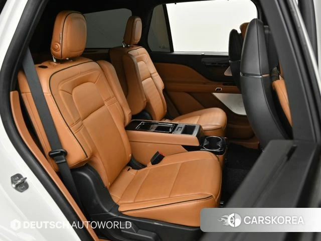 Lincoln Aviator 2nd generation 2020 Белый из Кореи, фото 3