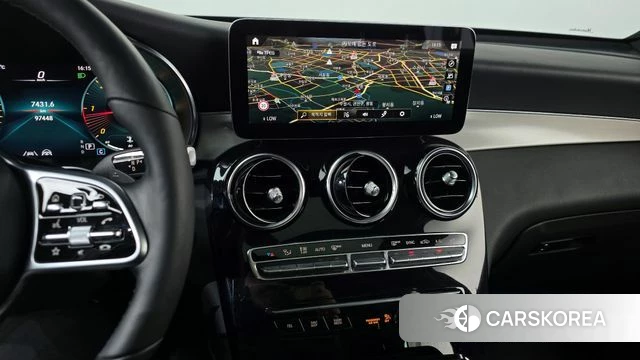 Mercedes-Benz GLC-Class X253 2021 Белый из Кореи, фото 3